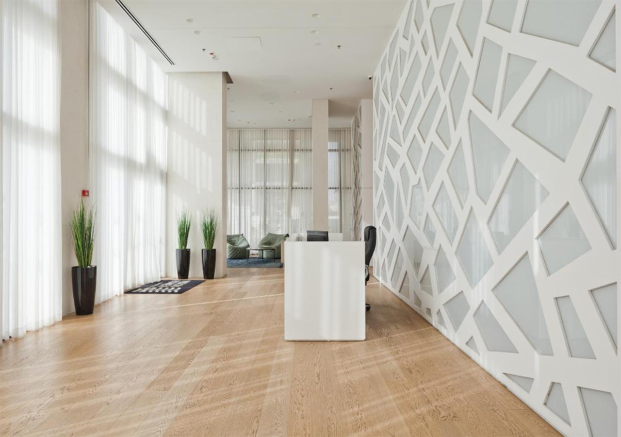 O&O Group- Special Apartment Sea View Luxury Tower Бат-Ям Екстер'єр фото