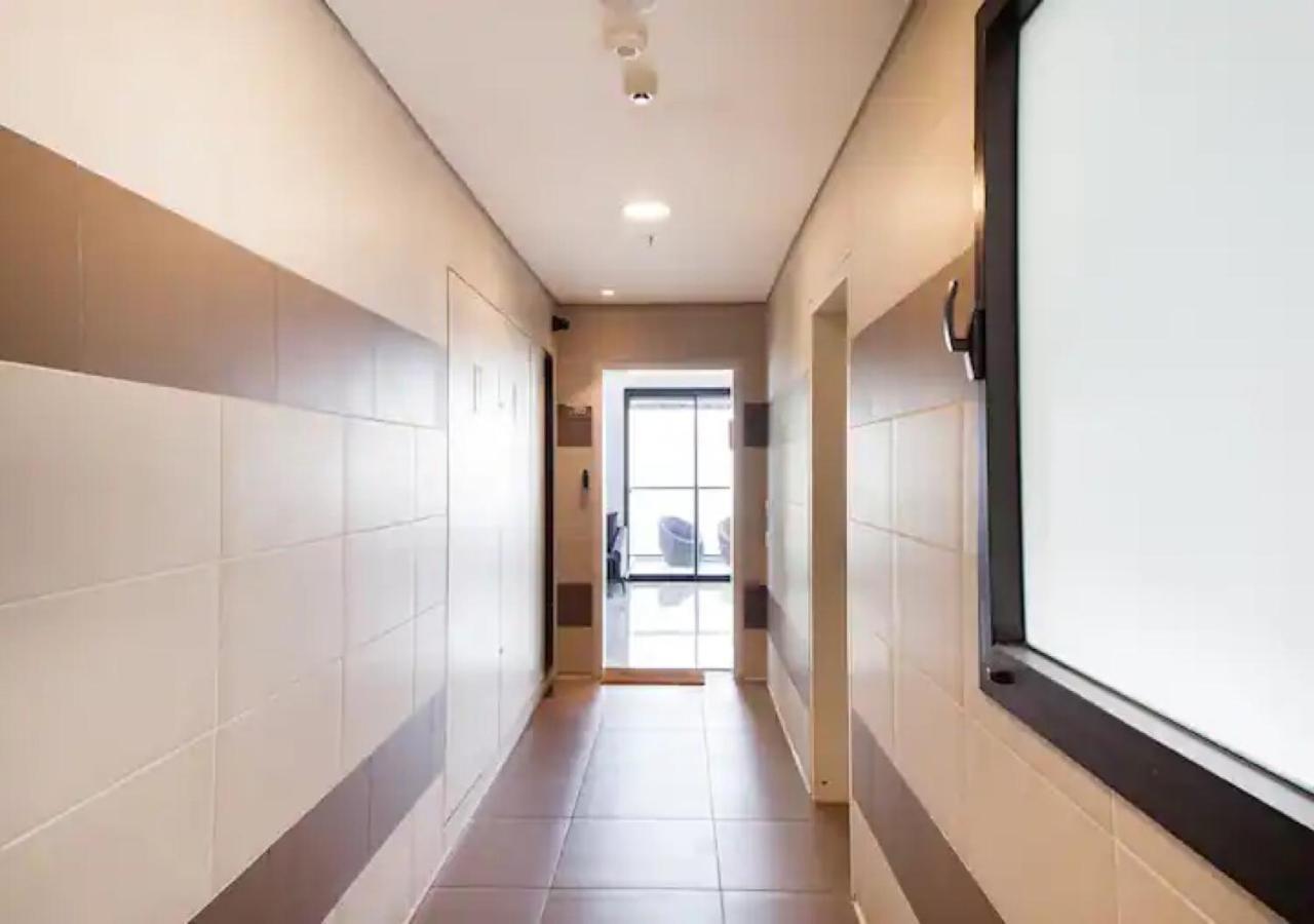 O&O Group- Special Apartment Sea View Luxury Tower Бат-Ям Екстер'єр фото